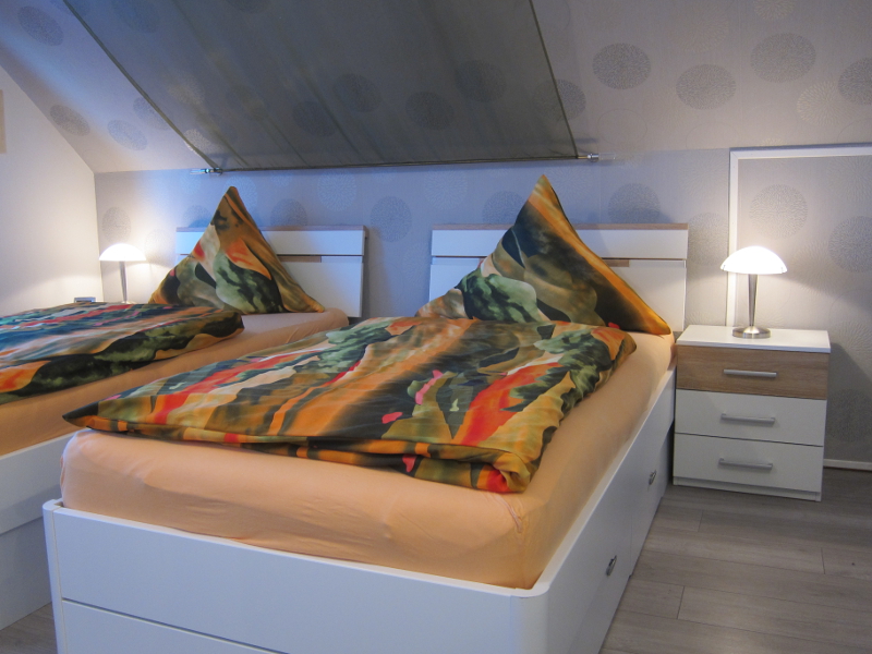 Bequeme Höhe mit hochwertigen Matratzen Bequeme Höhe mit hochwertigen Matratzen